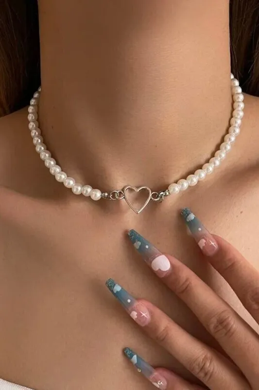 Yurak shaklidagi kulonli marvarid choker