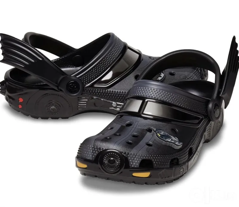 Оригинальные crocs batman бэтмен 4 Оригинальные crocs batman бэтмен 4