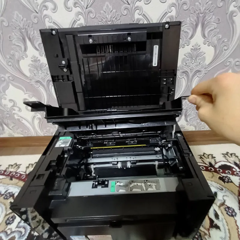 Принтер Canon 7 Принтер Canon 7