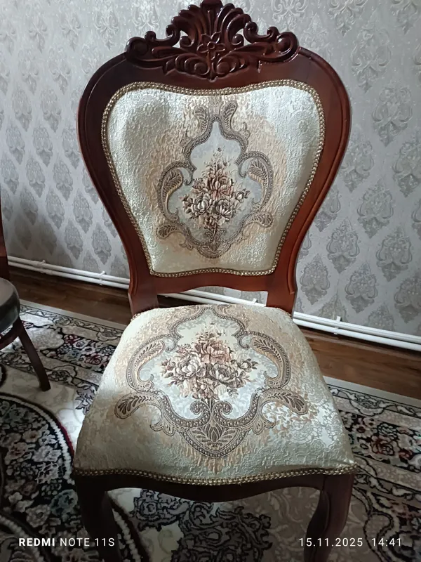 Mebel sotiladi, holati yengi