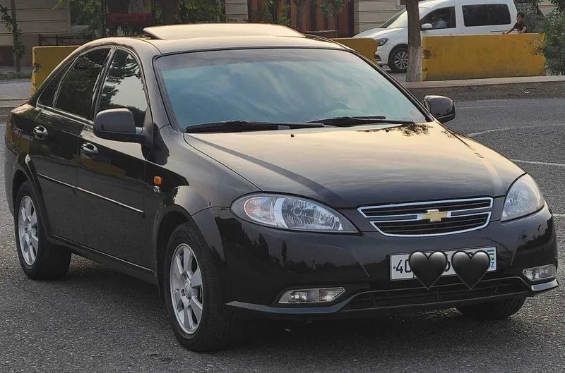 Chevrolet Lasetti, Gentra 1