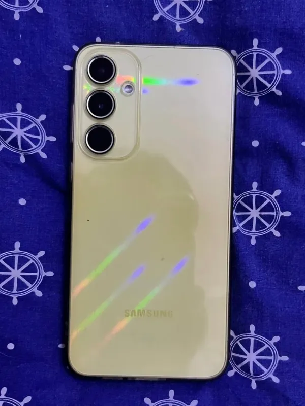 Samsung Galaxy A55 5G 8/128 Цвет Awersome Lemon — фото 1