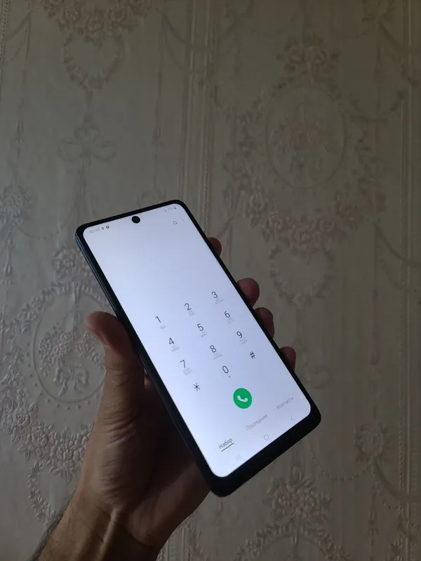Samsung Galaxy A71 3