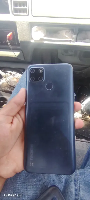 Realmi c21-y 1