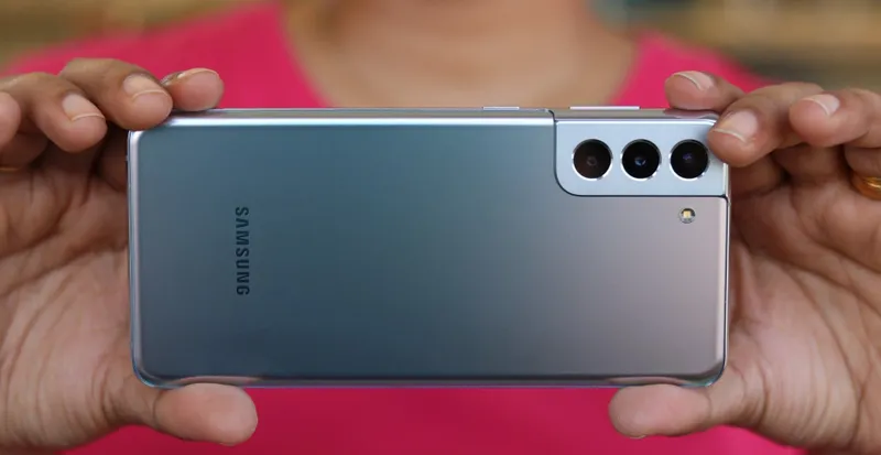 Samsung galaxy S21 Plus 2