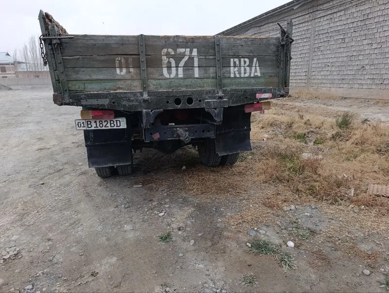 ZIL 131 Bort 77 yil alo xolatda, Samarqand — фото 1