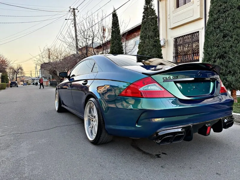 Mercedes Banan AMG CLS 63 Body kit Состаяние Идеално Пробег 197000Км — фото 4