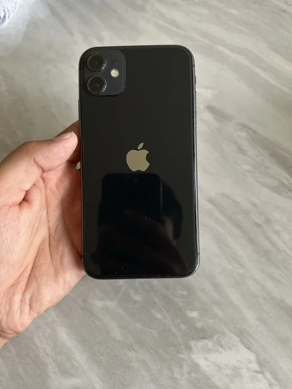 iPhone 11 64GB Black — фото 1