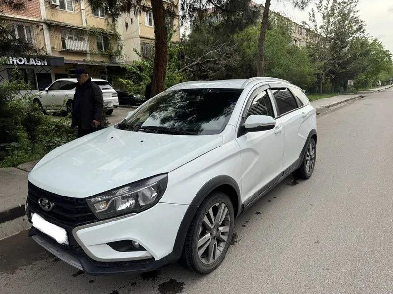 Lada Vesta 2019 состояние хорошее — фото 1