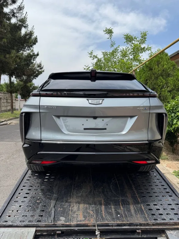 Cadillac Lyric ev электросамокат 2 Cadillac Lyric ev электросамокат 2