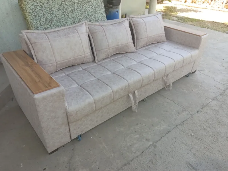 divan raskladnoy razmer 240/140