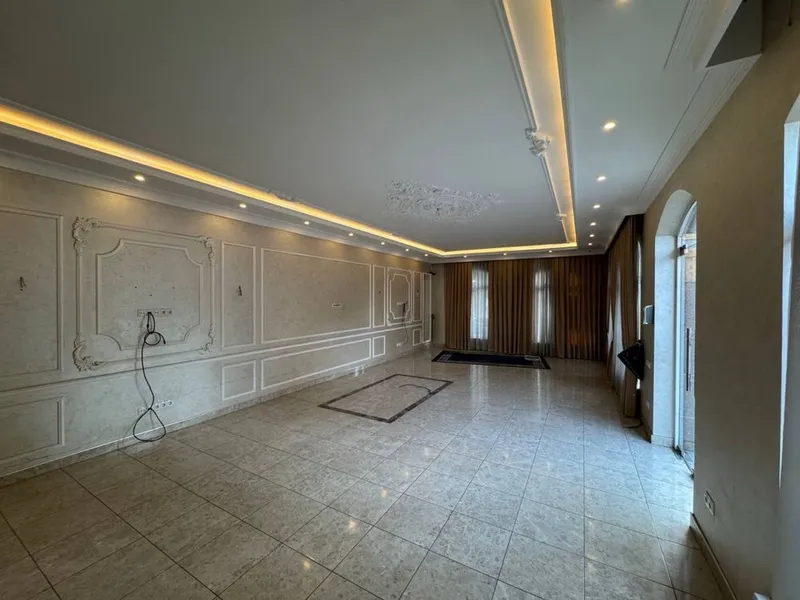 ЖК Glolden House Нежилое Кушбеги / Мукумий мост 88 в. — фото 1