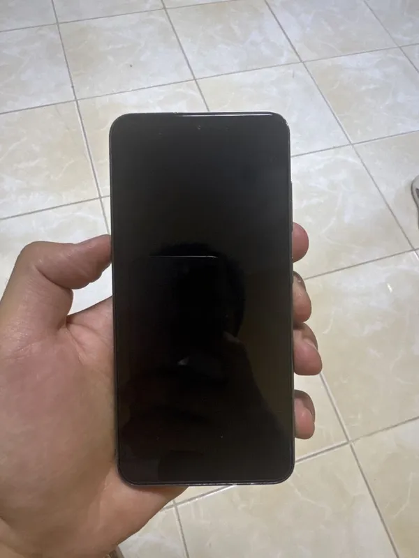 Продается Samsung S23 1 Продается Samsung S23 1
