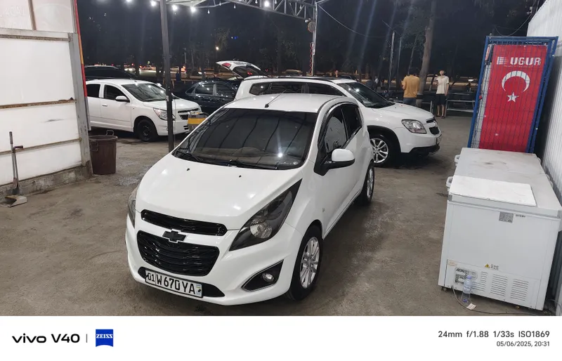 Chevrolet Spark 1.25 автомат 2017 2
