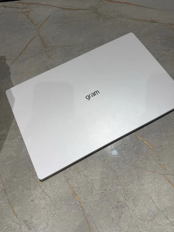 Gram LG 4 Gram LG 4