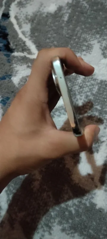 Huawei Nova 13 yengi olganmga 5 kun boldi pul zarurligi uchun sotvomma 5
