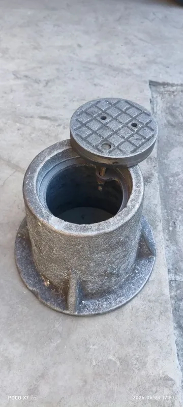 Чугунный газовый ковер — это защитный люк (колпак)