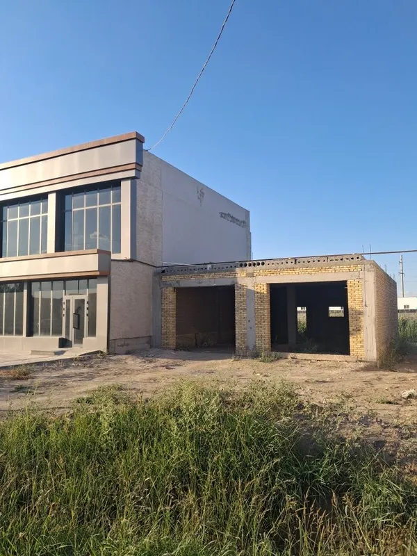 500 м2 да жойлашган бино сотилади. 5