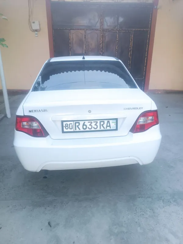 Nexia 2 yaxwi holatda