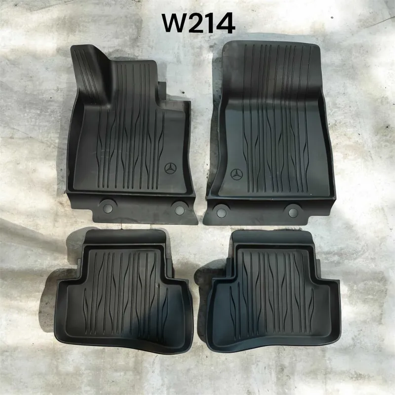Mercedes-Benz E-class W214 New Original kovrik 2 Mercedes-Benz E-class W214 New Original kovrik 2