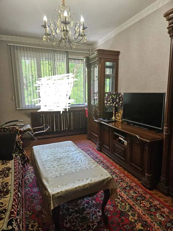 Продаётся просторная 4-комнатная квартира (4/2/5) 2 Продаётся просторная 4-комнатная квартира (4/2/5) 2