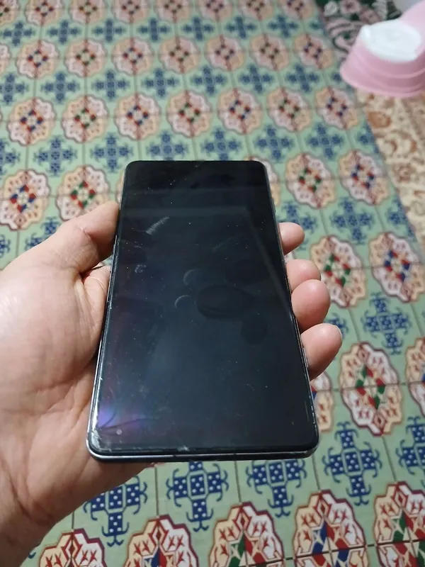 poco F4 6 poco F4 6