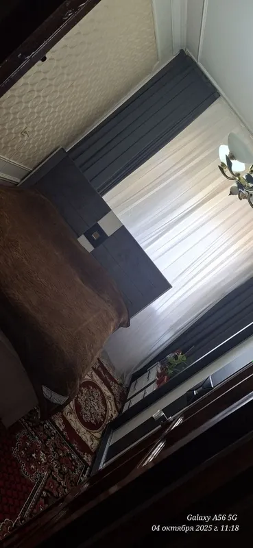Срочно 5 хонали уй сотилади. 4