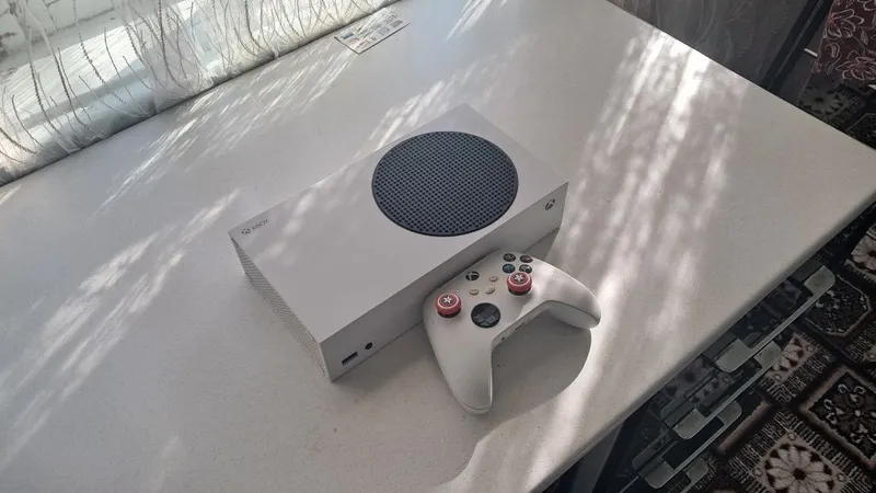 Консоль Xbox series s 1 Консоль Xbox series s 1