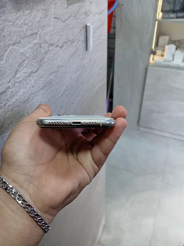 Iphone 11 pro sotiladi — фото 2