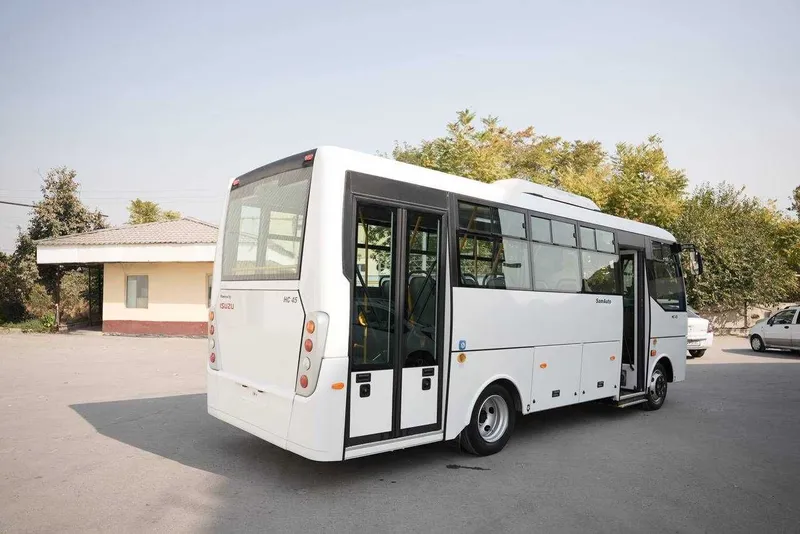 Автобус ISUZU SAZ HC 45 CNG (Евро-4) 4 Автобус ISUZU SAZ HC 45 CNG (Евро-4) 4