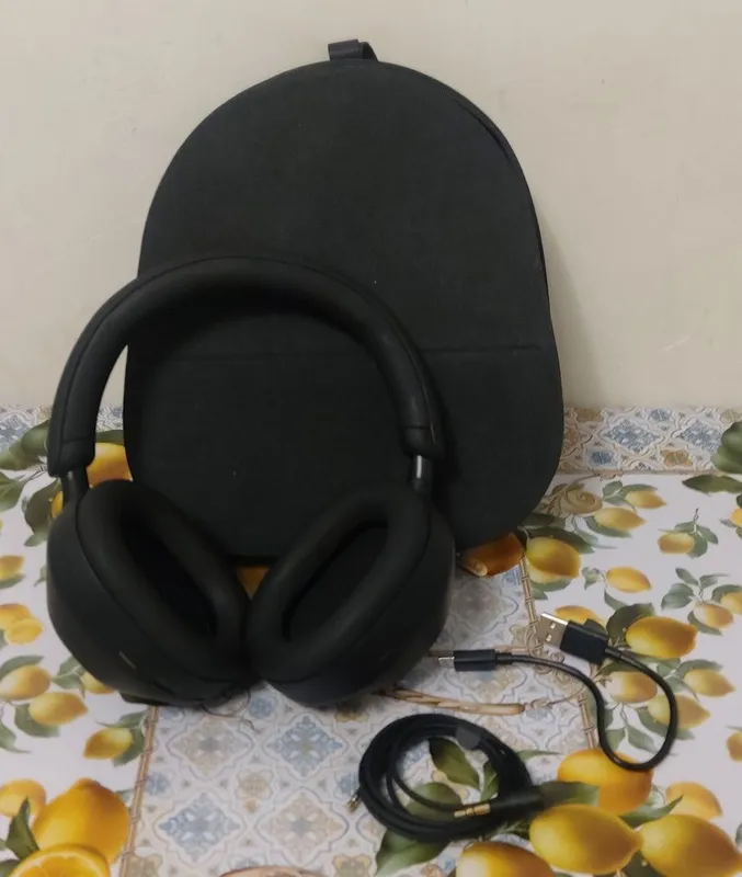 Беспроводные наушники Sony WH-1000XM5 Беспроводные наушники Sony WH-1000XM5