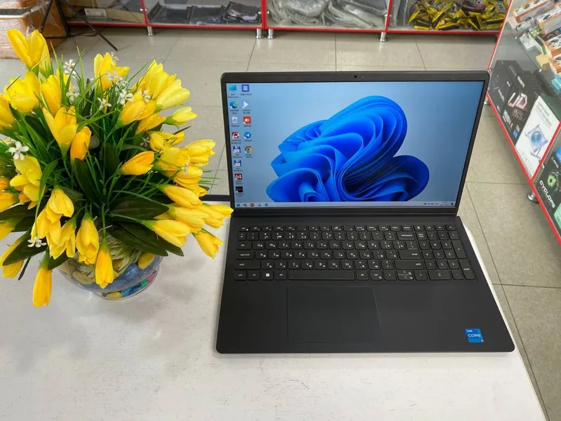 Dell Amerikanskiy 8/512gb ssd 1