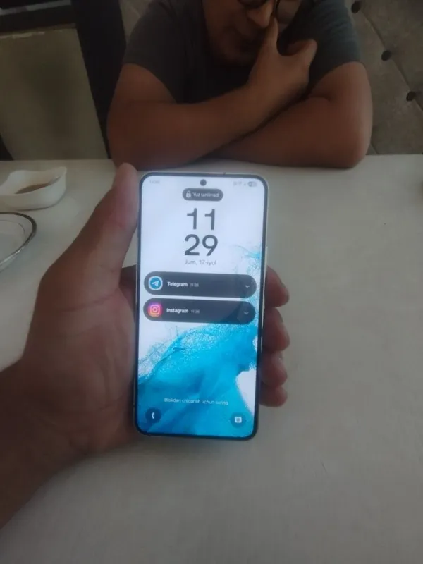Samsung s22 5g 8/256 tali 7 Samsung s22 5g 8/256 tali 7