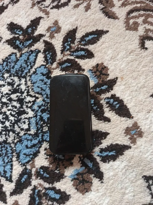 Bu telefon markası it - fly 2 Bu telefon markası it - fly 2
