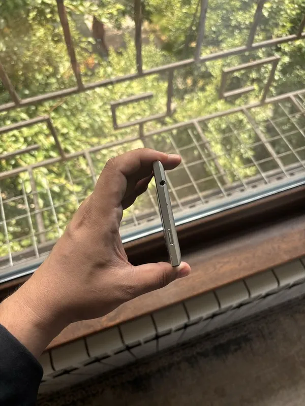 BlackBerry Passport Silver Edition | Редкая версия | Отличное состояние 3 BlackBerry Passport Silver Edition | Редкая версия | Отличное состояние 3