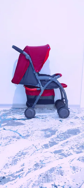 Коляска от бренда Chicco 1