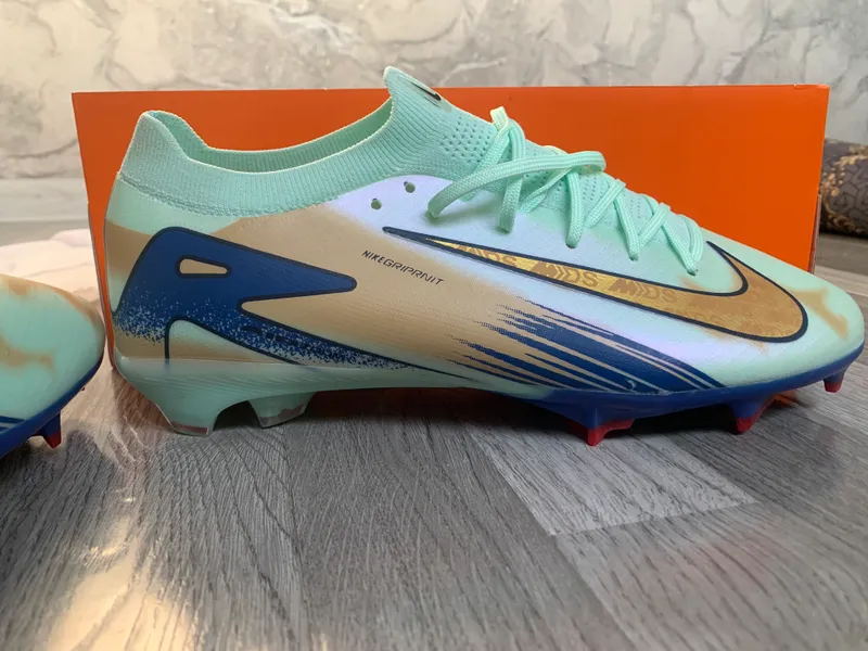Butsi NIKE