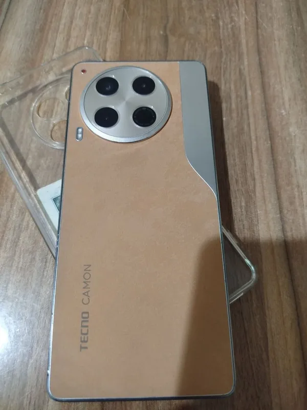 Tecno Camon 30 5G telefoni, ayirboshlash 4
