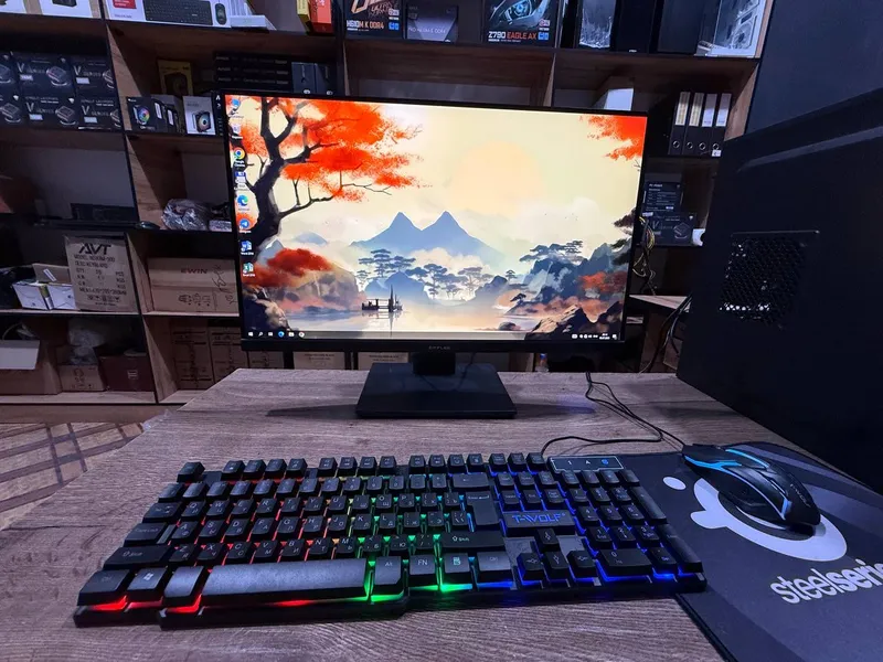 Ofes kampyuteri Intel Core I5 DDR3