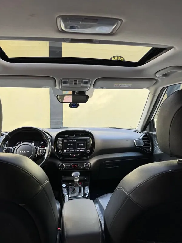 Kia Soul 2022 yil 71 000 yurgan toza moshina — фото 4