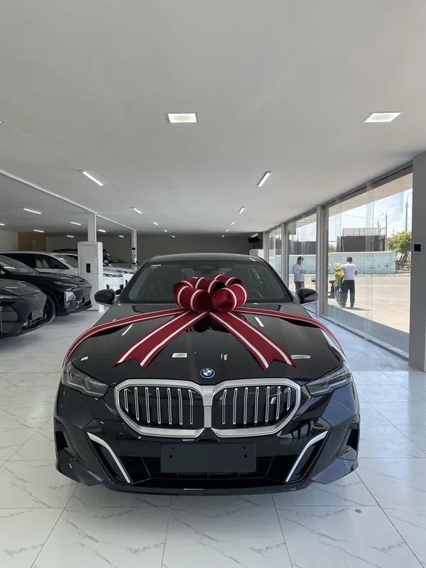 BMW i5 40LM Sport