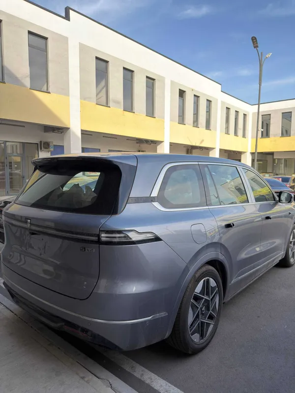 Продам новый Deepal S09 AWD 2025 года без пробег — фото 3