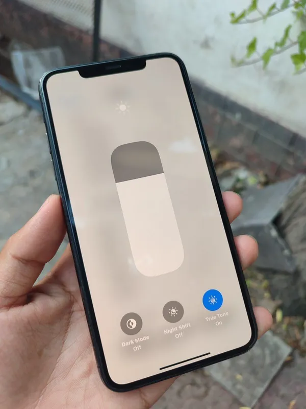 iPhone 11 Pro Max 256GB LL/A 8 iPhone 11 Pro Max 256GB LL/A 8