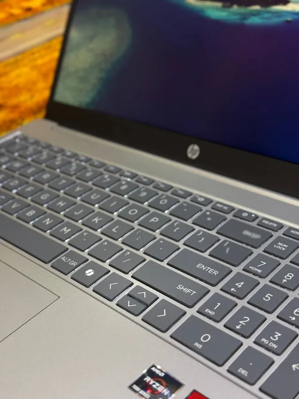 HP Laptop noutbuk 2