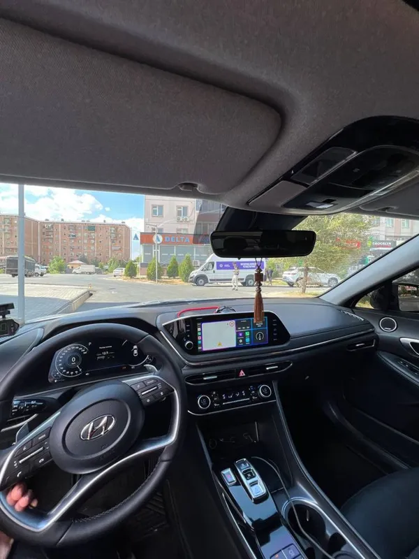 Hyundai Sonata 20/21 6