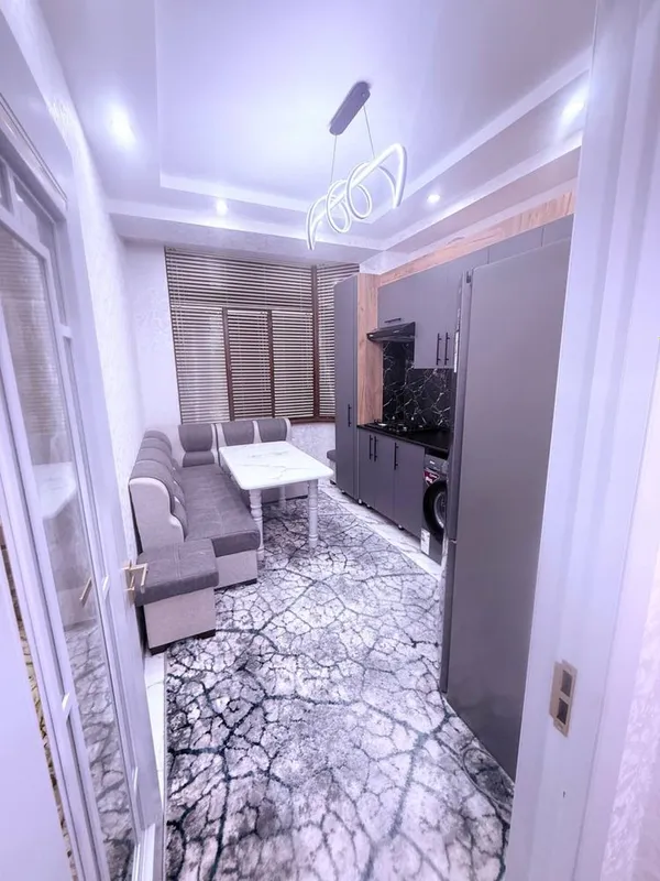 2 xonali 4 etaj vakzal . Orintir karavan 400$arenda