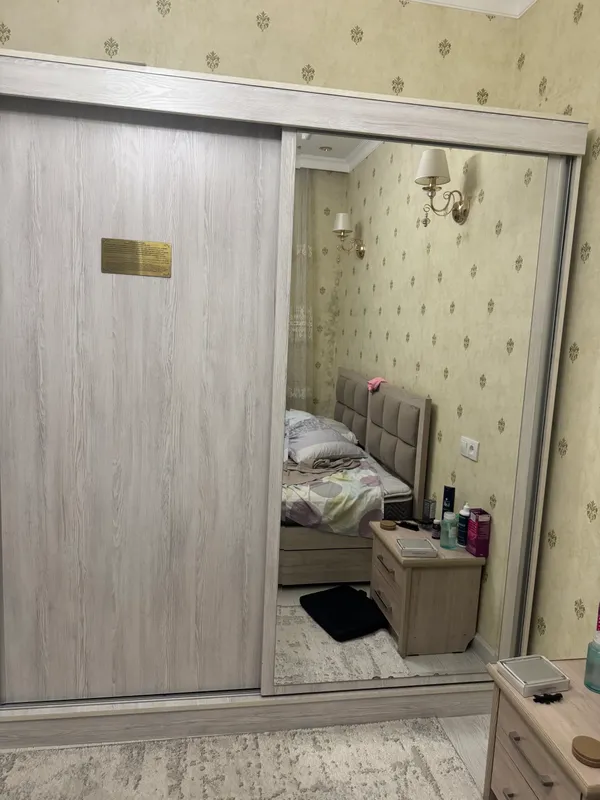 A’lo holatdagi shkaf sotiladi 1 A’lo holatdagi shkaf sotiladi 1