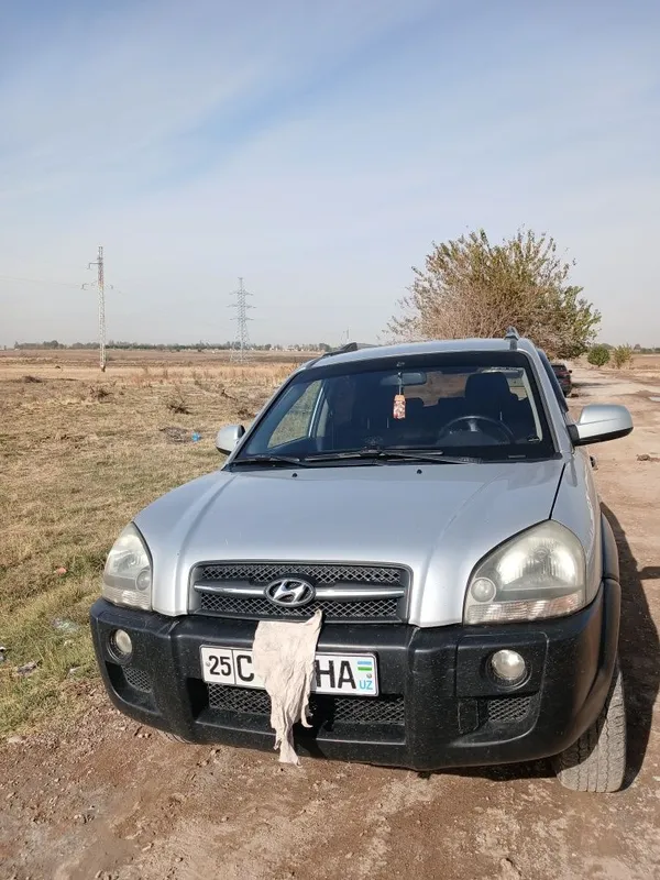 Hyundai Tucson 2008 автомат — фото 2