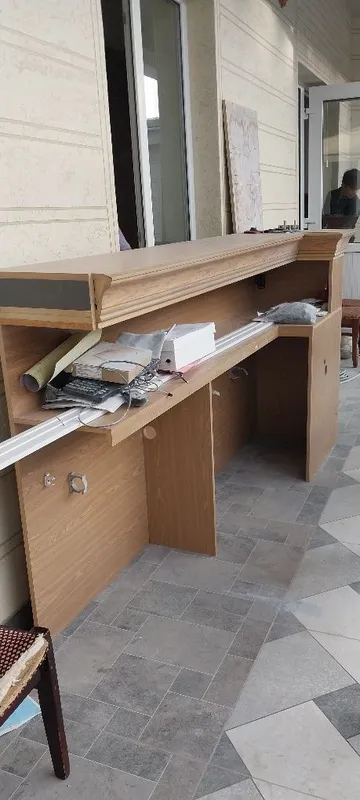 Барная стойка сотилади