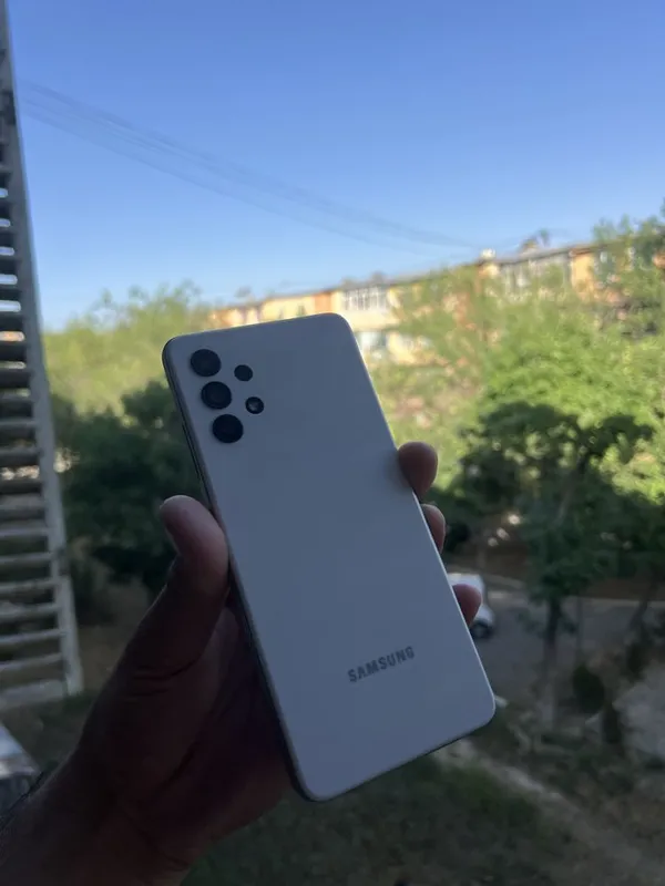 Samsung Galaxy A32 Samsung Galaxy A32
